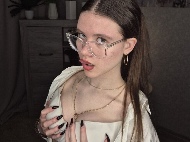 EdytHatter Cumshow Vip