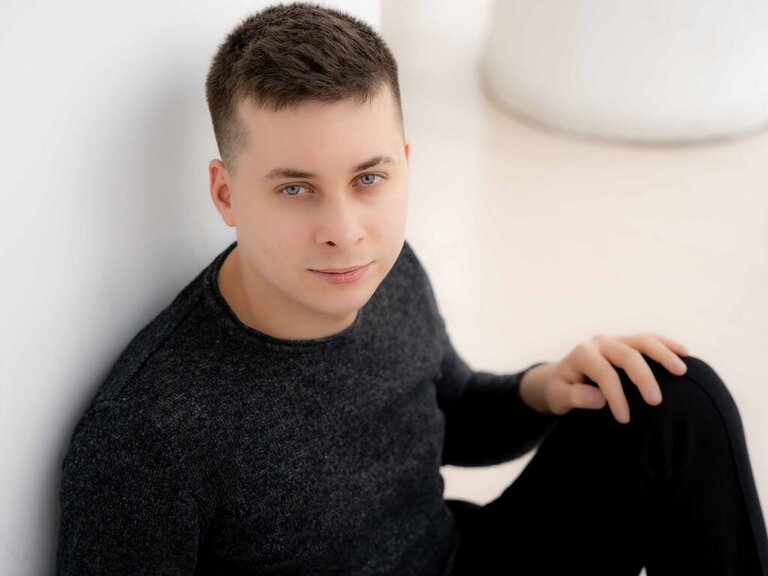 LucasBanner Cumshow Vip
