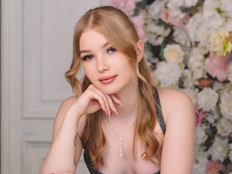NicoleQueens Cumshow Vip